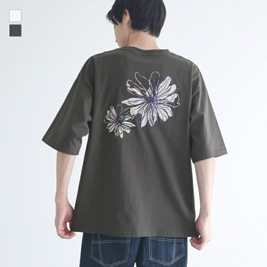 [12/1 23:59迄 クーポンで全品10％OFF]『バックフラワープリント×刺繍Tシャツ』[Tシャツ トップス メンズ 半袖 カットソー 花柄 フラワー グラッフィック柄 バックプリント 刺繍 ワンポイント 配色 オーバーサイズ]※メール便可※【5】