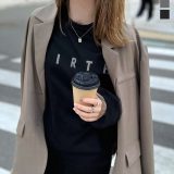 プリント ロンT × チュールトップス SET レディース ロゴT ロンT Tシャツ 長袖 ティーシャツ シアー シアーシャツ シアーTシャツ 秋 秋服 重ね着 チュール 2点 アンサンブル カジュアル フリー シンプル おしゃれ 春 春服 レイヤード 骨格ナチュラル 30代 40代 [C7296]