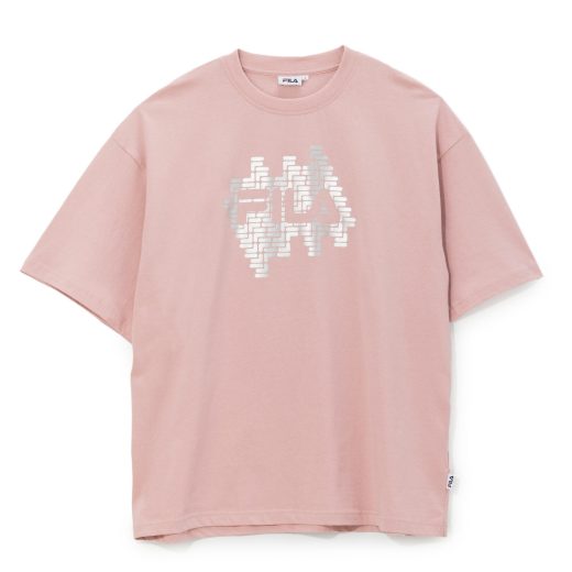 IMP. 佐藤新さん着用 25SPU7006S/Sプリント TシャツピンクFILA フィラ メンズ レディース ユニセックス トップス Tシャツ 半袖