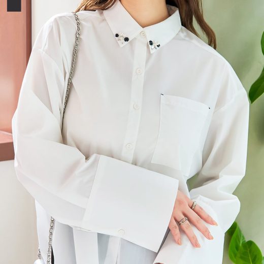 ビジューカラーロングカフスビッグシャツ [C7423] レディース 20代 30代 40代 トップス シャツ 長袖 ビジュー カフス ロングシャツ ブラウス ロングカフス 長袖シャツ ワンピース チュニック 開襟 モノトーン ホワイト 白 華やか 上品 オーバーサイズ 体型カバー 丈長め