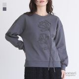 【30％OFF】スウェット レディース トップス 長袖 トレーナー チュール サテン フラワー 花 フェイクパール パフスリーブ ぽわん袖 着回し 体型カバー オシャレウォーカー◇【メール便不可】【30】