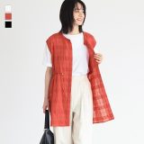 『チェック柄シアーベスト』[ベスト ジレ トップス ライトアウター レディース 夏 ドロスト ドローストリング 調節可能 調節できる シアー チェック柄 チュニック丈 ノースリーブ コットン混]※メール便可※【5】
