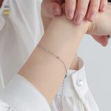 【全品送料無料】ブレスレット レディース アクセサリー ファッション雑貨 小物 チェーン アジャスター付き 調節可能 ラインストーン サージカルステンレス　春 夏 秋 冬 オシャレウォーカー※メール便可※【5】