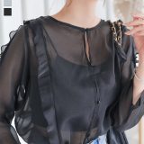 オーガンジーフリルブラウス [C7144] レディース 20代 30代 40代 オーガンジー フリル ブラウス クルーネック 丸首 トップス 7分袖 袖フリル シアー トレンド アパレル アイボリー グレー ブラック 白 黒