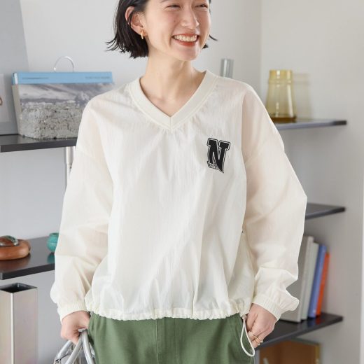 【SALE／45%OFF】AMERICAN HOLIC シャカシャカプルオーバー アメリカン ホリック トップス スウェット・トレーナー ベージュ ネイビー ホワイト