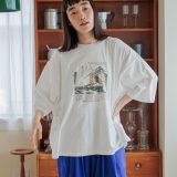 niko and … バック布帛CITYフォトTシャツ ニコアンド トップス カットソー・Tシャツ ホワイト ピンク グレー【送料無料】
