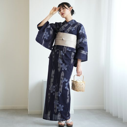 【綿麻×紅梅日本製小幅生地使用 浴衣3点セット 藍色に桜矢絣】特選シリーズ 熟練職人により繊細な捺染 フリーサイズ 浴衣セット（ゆかた・帯・下駄）ですぐお出かけ 日本製 国産 手縫い併用国内縫製