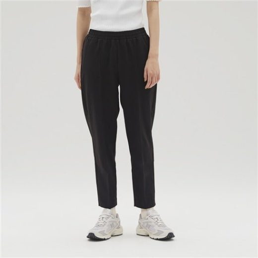 【SALE／50%OFF】New Balance MET24 Slim Tapered Fit ニューバランス パンツ スラックス・ドレスパンツ ブラック【送料無料】