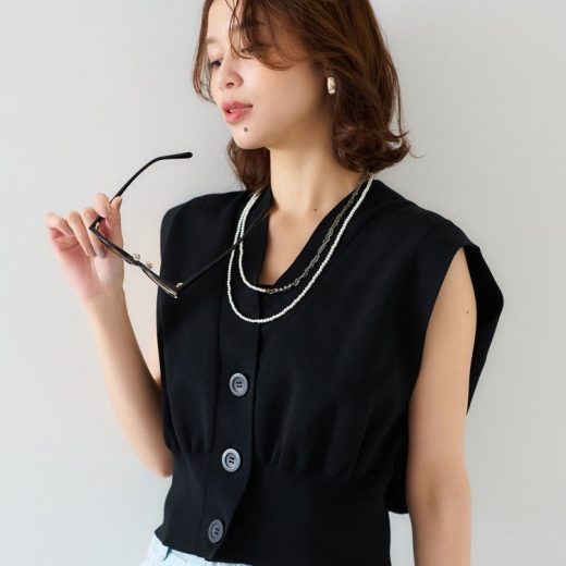 【SALE／50%OFF】UNTITLED 【セットアップ可能】コンパクトニットベスト アンタイトル トップス ニット ブラック ベージュ【送料無料】