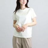 フェンディ FENDI キッズ レディース 半袖Tシャツ 大人もOK　JUI1747AJ F0TU9 GESSO