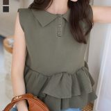 ≪7/6 新発売!!3190円 送料無料≫ ポロシャツ レディース トップス 夏 ノースリーブ [C7569] 20代 30代 40代 ニット ノースリーブ ポロ ポロシャツ フリル サマーニット 裾 短丈 ミニ丈 コンパクト 着丈 えり 衿 エリ 襟 ボタン カーキ ブラウン ブラック 黒【送料無料】