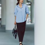 【SALE／50%OFF】UNFILO 【MAG×スタイリストコラボ】イージーケアシャツ×ラメIラインスカート アンフィーロ ジャケット・アウター テーラードジャケット・ブレザー ブルー ホワイト ブラック【送料無料】