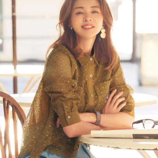 【ドラマ「明日はもっと いい日になる」着用】【SHIHOさん着用・洗える】ジオメトリックフラワーレースクロップド丈シャツ ブラウス 自由区 L ジユウク トップス シャツ・ブラウス グリーン ホワイト ブラウン【送料無料】[Rakuten Fashion]