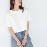 NATURAL BEAUTY BASIC ビジュークロップドTシャツ ナチュラルビューティベーシック トップス カットソー・Tシャツ ホワイト グレー【送料無料】