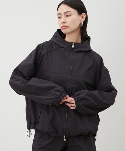 【SALE／30%OFF】Mila Owen 【セットアップ対応】【ウォッシャブル】撥水リサイクルナイロンフーディーブルゾン ミラオーウェン ジャケット・アウター ブルゾン・ジャンパー ベージュ ブラック【送料無料】