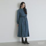 【7/2 9:59迄クーポンで1,000円OFF】ワンピース ロングワンピース 長袖ワンピース レディース 長袖 ロング丈 マキシ丈 春 秋 冬 ロングシーズン フリル スタンドカラー ウエストリボン きれいめ 上品 レトロ ゆったり 大きいサイズ 体型カバー【メール便不可】【20】
